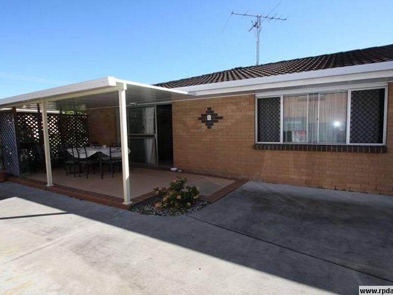 1/9 Drake Avenue, Paradise Point QLD 4216
