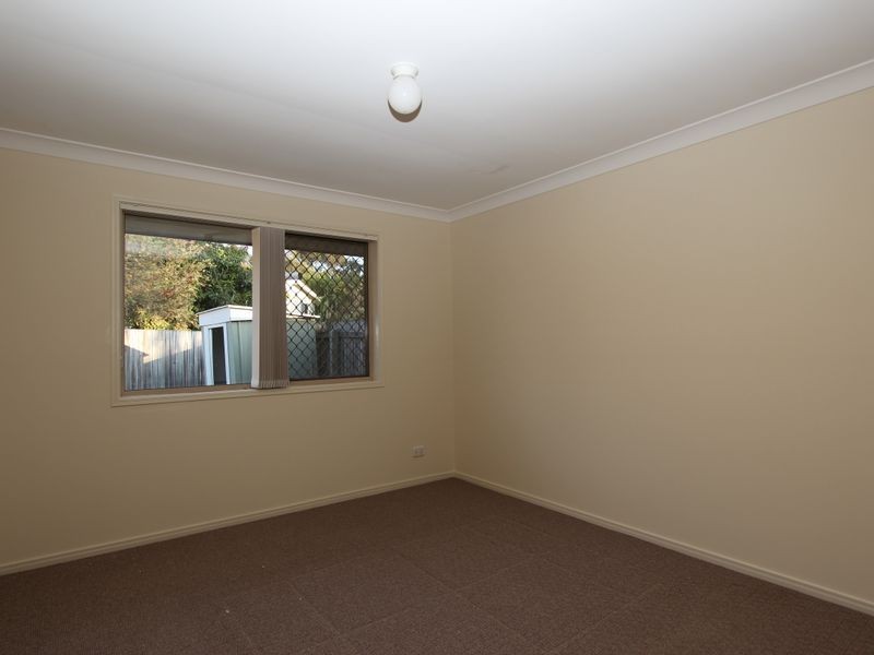 1/8 Pamela Court, Labrador QLD 4215