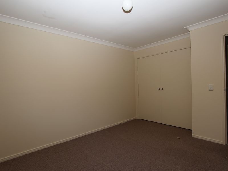 1/8 Pamela Court, Labrador QLD 4215