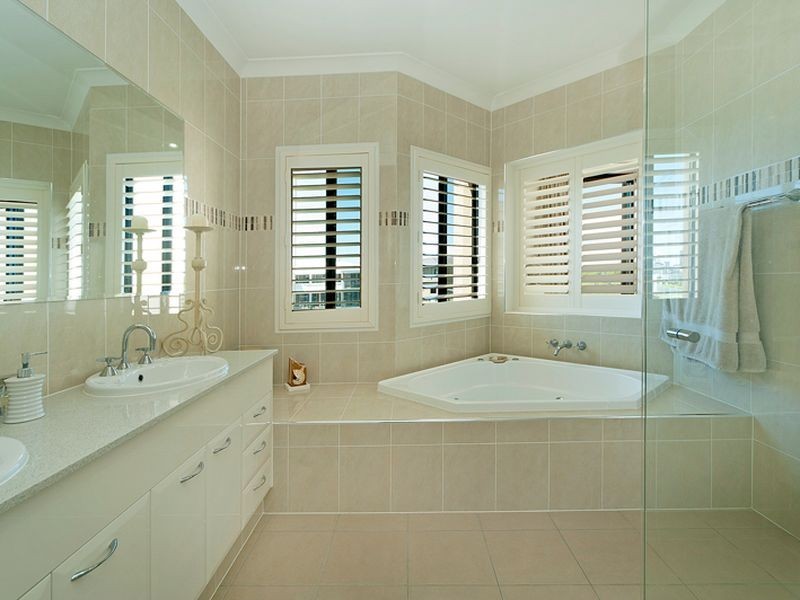 1/41 Compass Drive, Biggera Waters QLD 4216