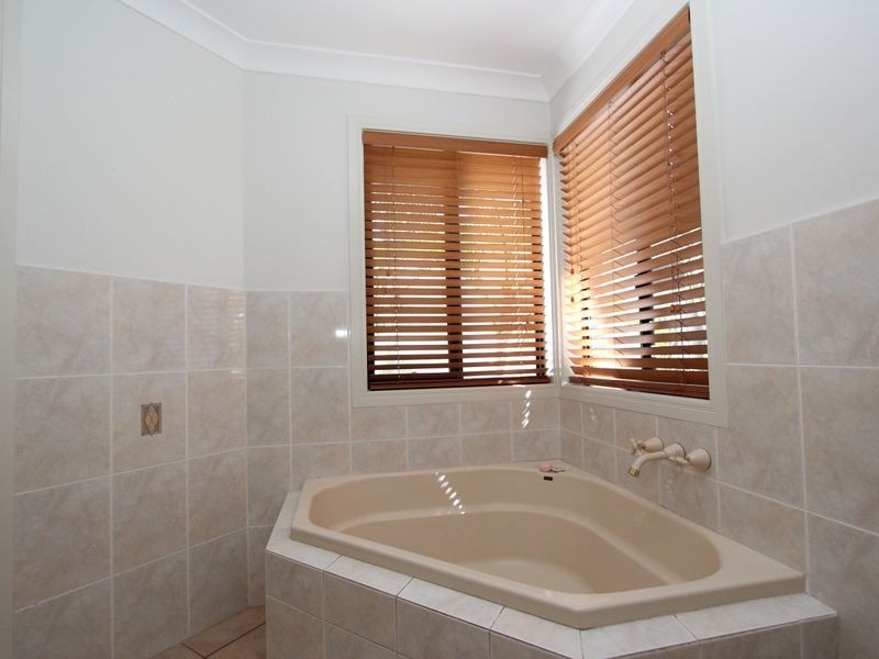 38 Tranquility Circuit, Helensvale QLD 4212