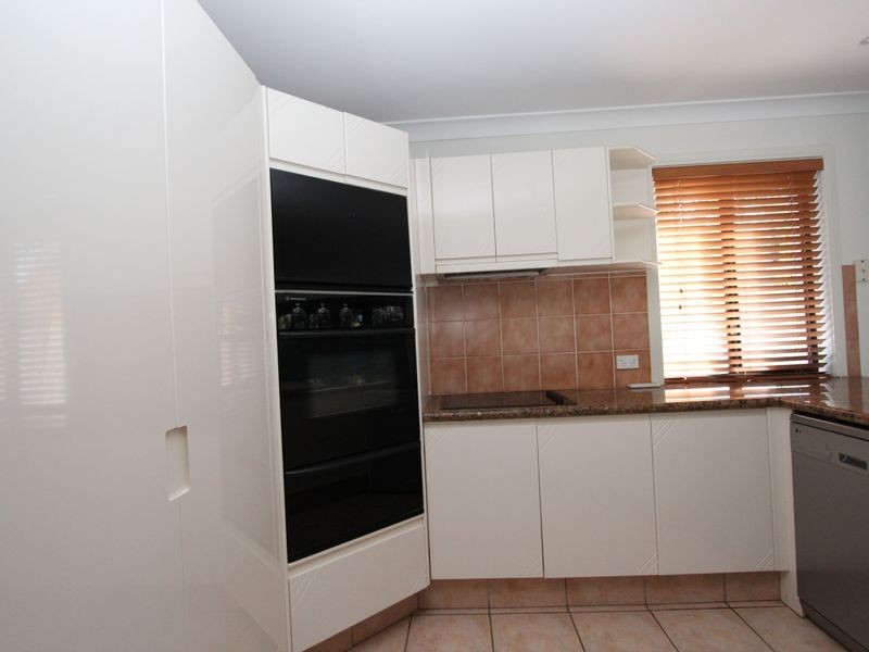 38 Tranquility Circuit, Helensvale QLD 4212