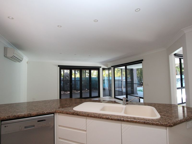 38 Tranquility Circuit, Helensvale QLD 4212