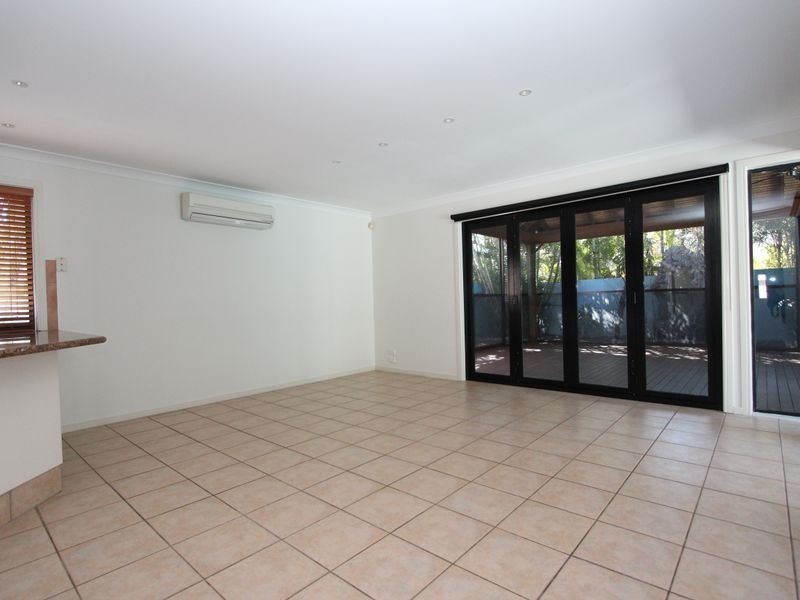 38 Tranquility Circuit, Helensvale QLD 4212