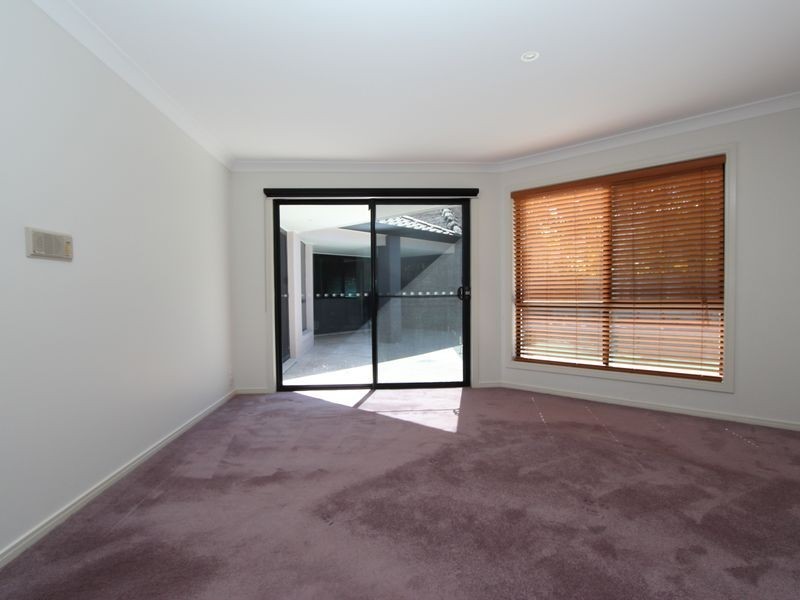 38 Tranquility Circuit, Helensvale QLD 4212