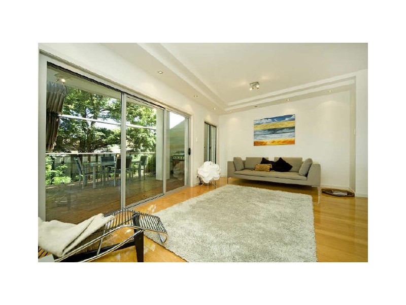 Paradise Point QLD 4216