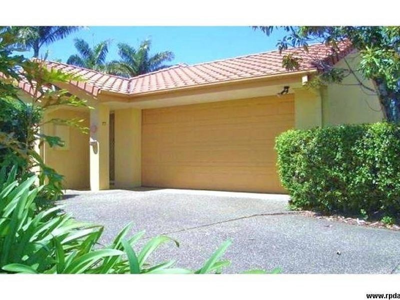 77/2 Anaheim Drive, Helensvale QLD 4212