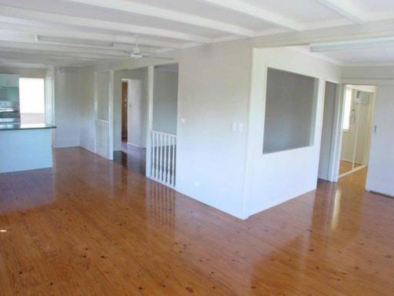 91 Poinsettia Avenue, Hollywell QLD 4216