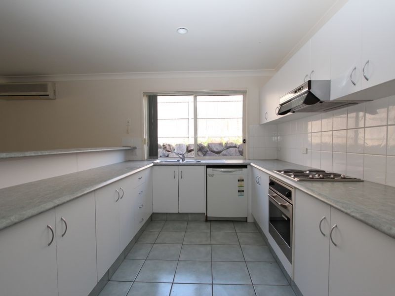 6 Orion Court, Molendinar QLD 4214