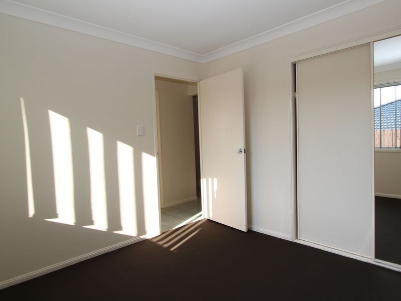 6 Orion Court, Molendinar QLD 4214
