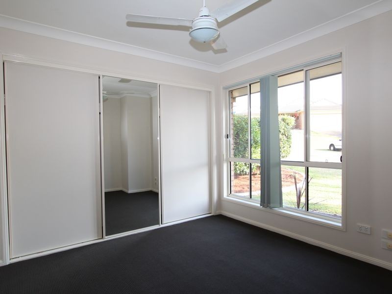 6 Orion Court, Molendinar QLD 4214