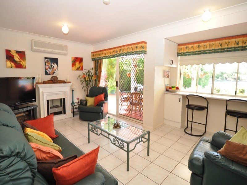 64 Burrendong Road, Coombabah QLD 4216