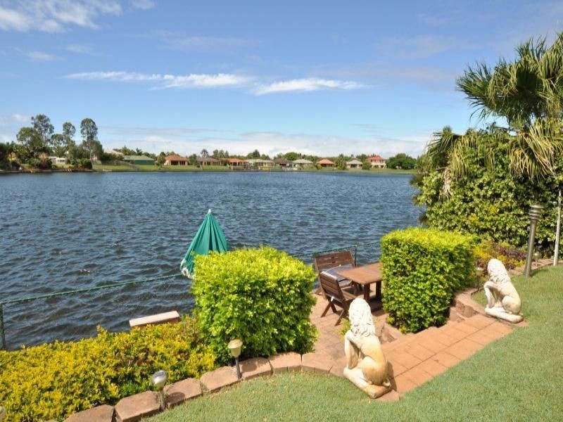 64 Burrendong Road, Coombabah QLD 4216