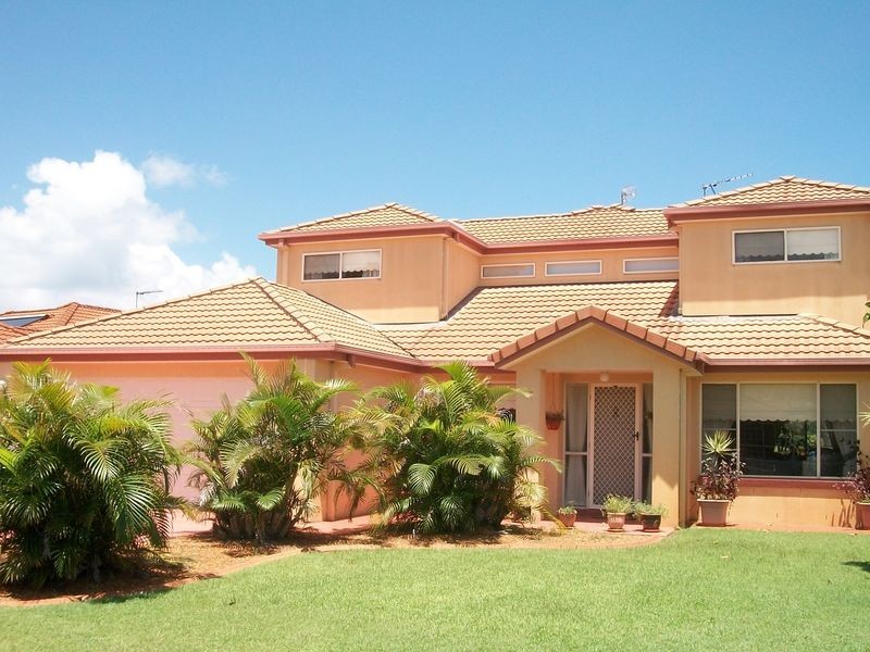 64 Burrendong Road, Coombabah QLD 4216