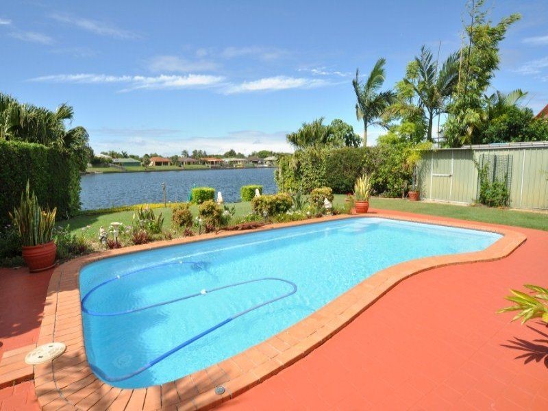 64 Burrendong Road, Coombabah QLD 4216