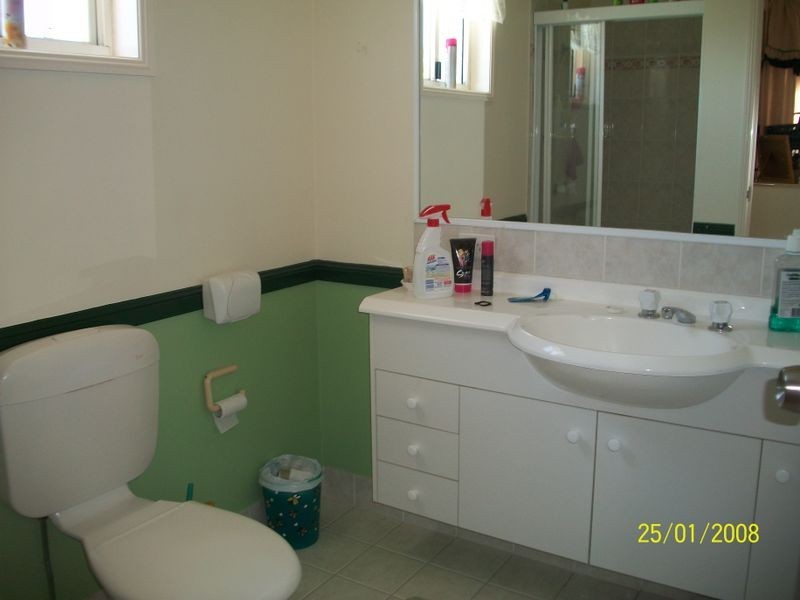 64 Burrendong Road, Coombabah QLD 4216