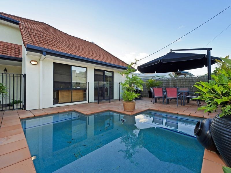 1/238 Bayview Street, Hollywell QLD 4216