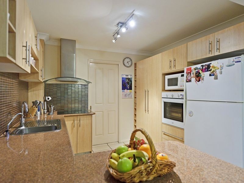 1/238 Bayview Street, Hollywell QLD 4216