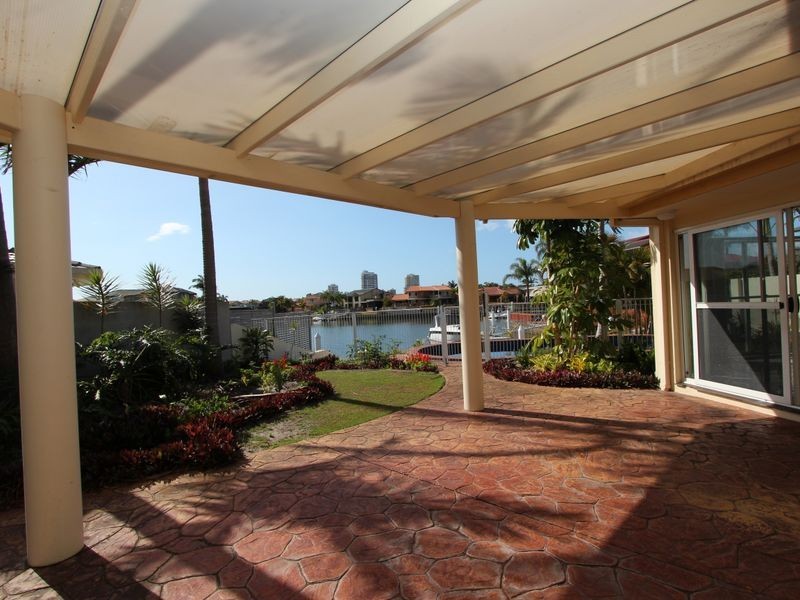 21 Midnight Court, Runaway Bay QLD 4216