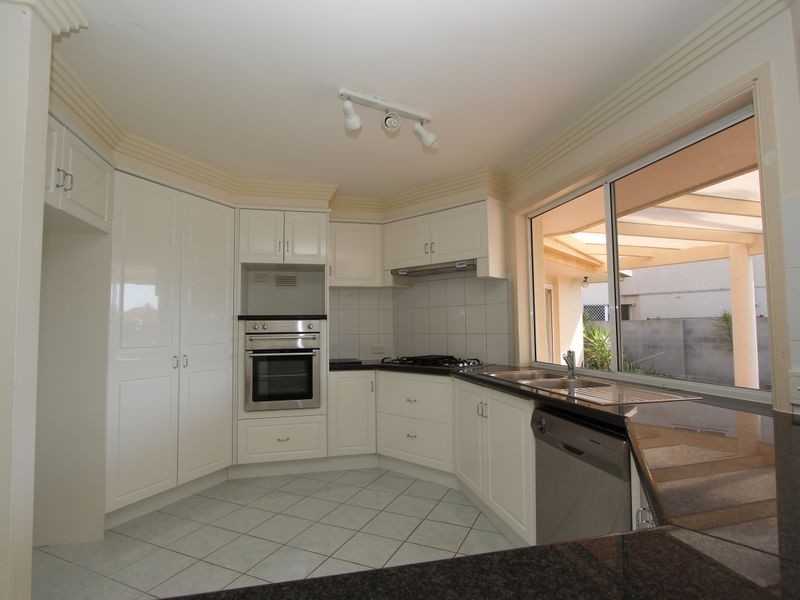 21 Midnight Court, Runaway Bay QLD 4216