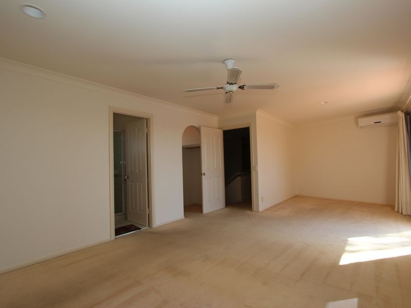 21 Midnight Court, Runaway Bay QLD 4216