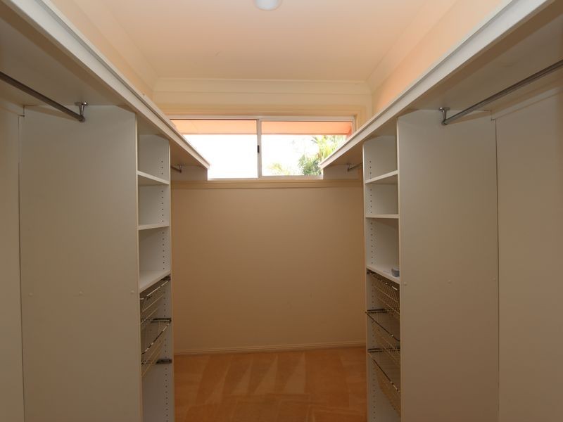 21 Midnight Court, Runaway Bay QLD 4216