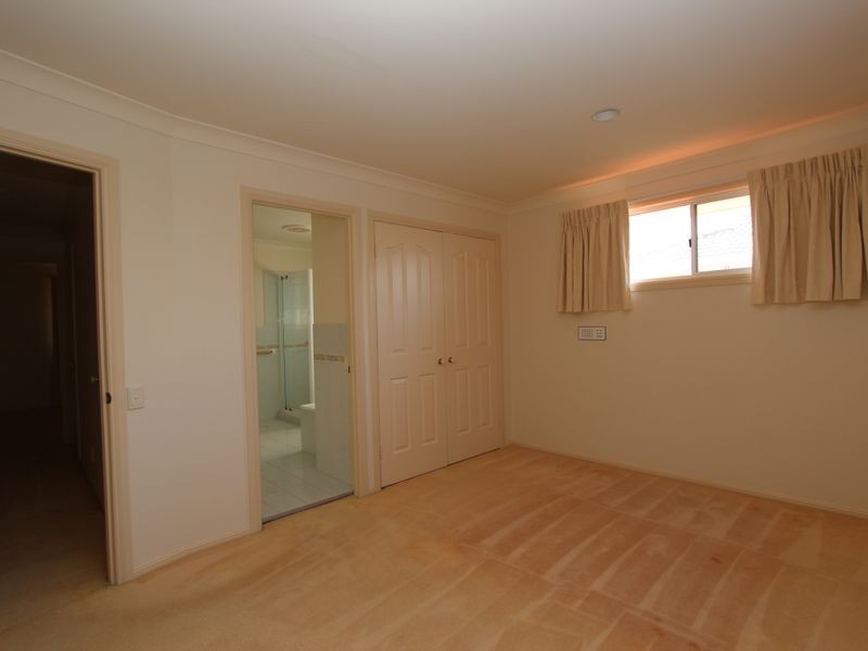 21 Midnight Court, Runaway Bay QLD 4216