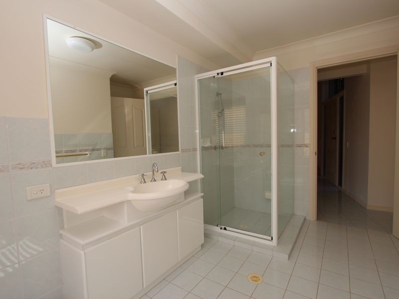 21 Midnight Court, Runaway Bay QLD 4216