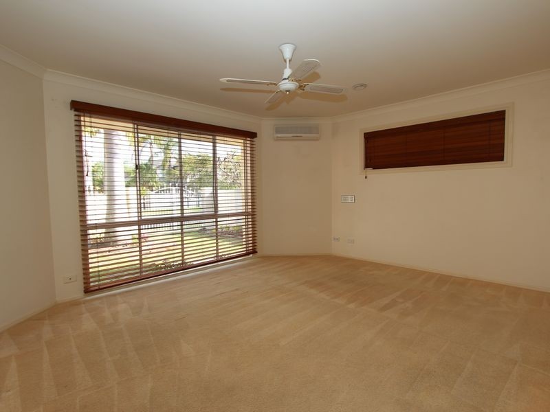 21 Midnight Court, Runaway Bay QLD 4216