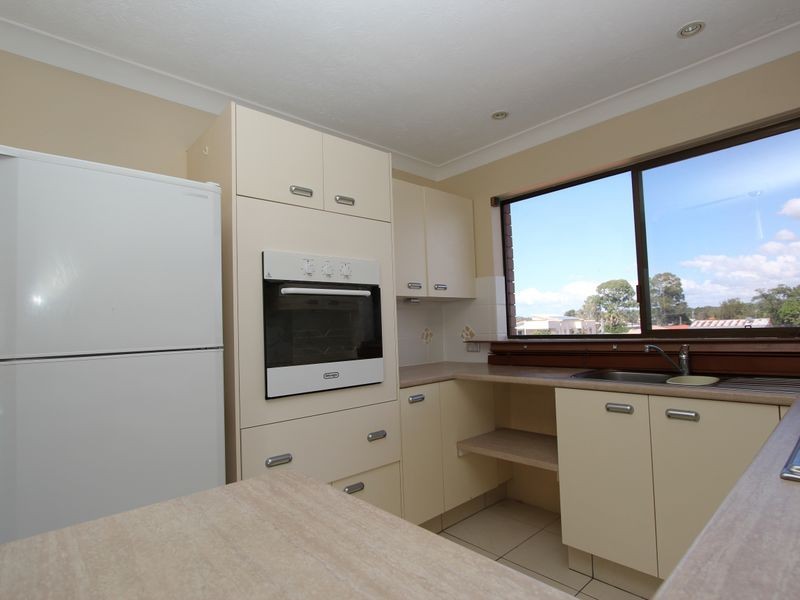 9/40-42 Falkinder Avenue, Paradise Point QLD 4216