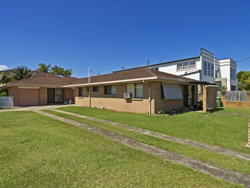 399 Bayview Street, Hollywell QLD 4216