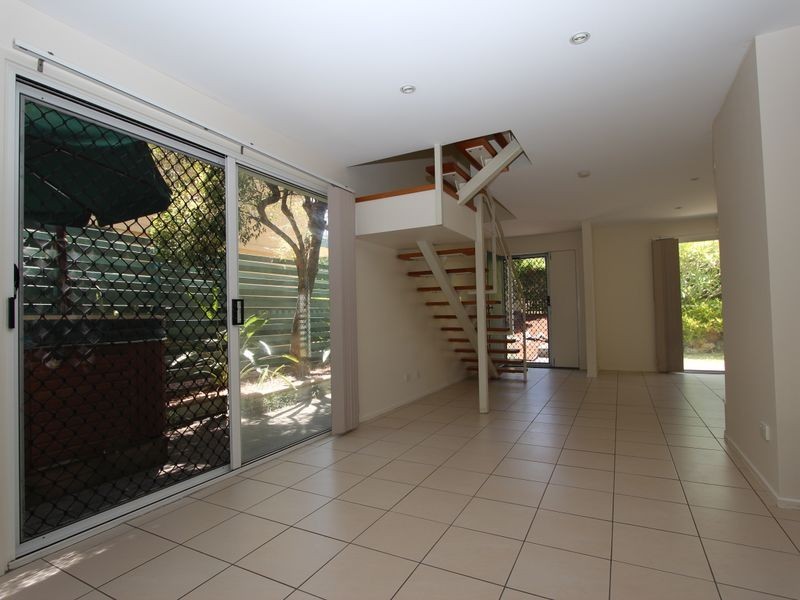 4 Bulliti Street, Hope Island QLD 4212