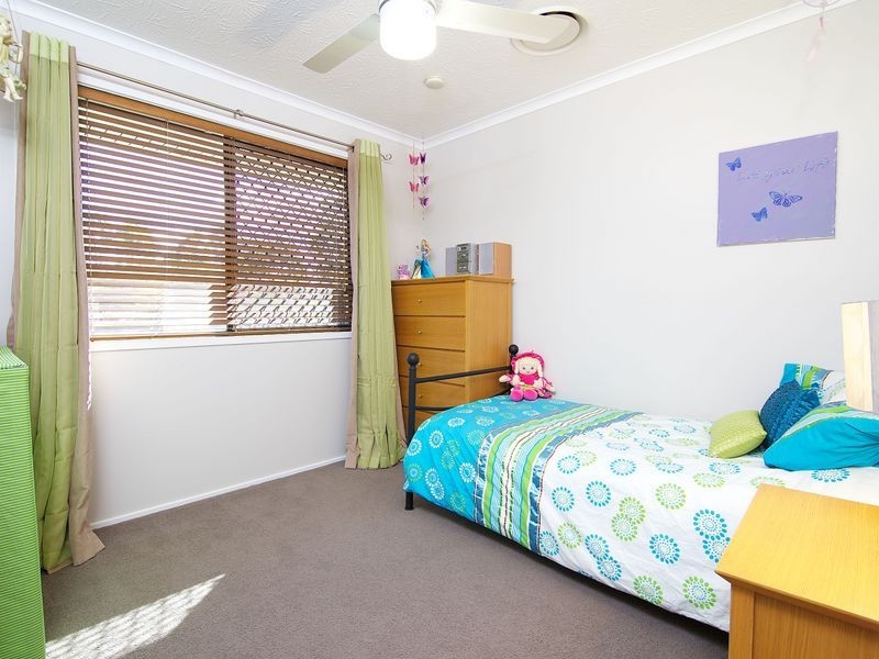15 Burrinjuck Drive, Coombabah QLD 4216