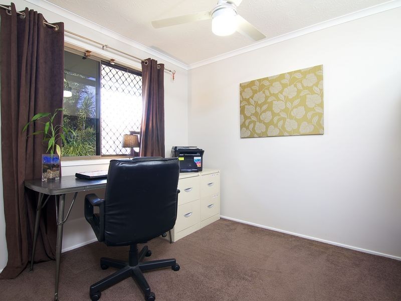 15 Burrinjuck Drive, Coombabah QLD 4216
