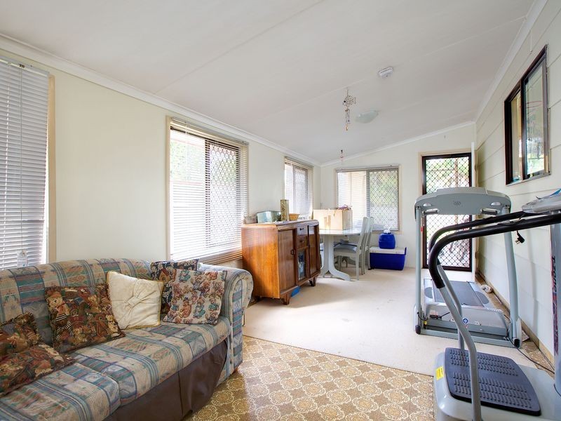 55 Jacaranda Avenue, Hollywell QLD 4216