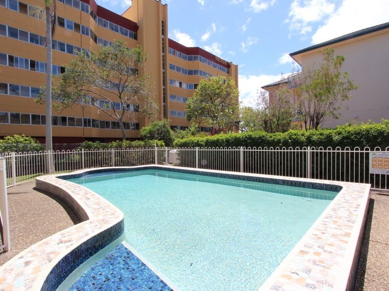 7/548 Marine Parade, Biggera Waters QLD 4216