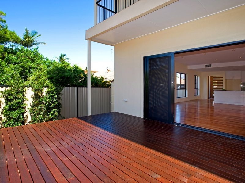 1/21 Donald Avenue, Paradise Point QLD 4216