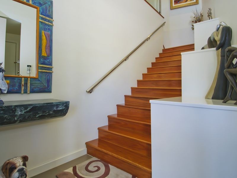 2251 Glengallon Way, Hope Island QLD 4212