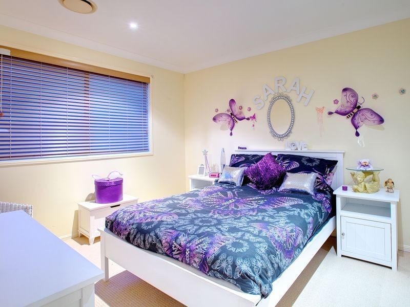 4 Pool Street, Hope Island QLD 4212