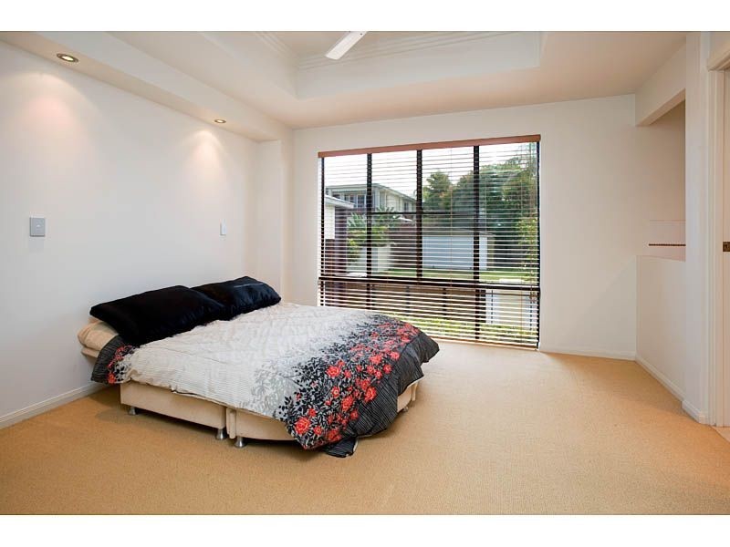 1/92 The Esplanade, Paradise Point QLD 4216