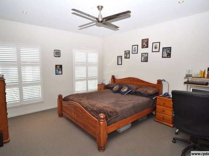 2/28 Cawthray Street, Biggera Waters QLD 4216