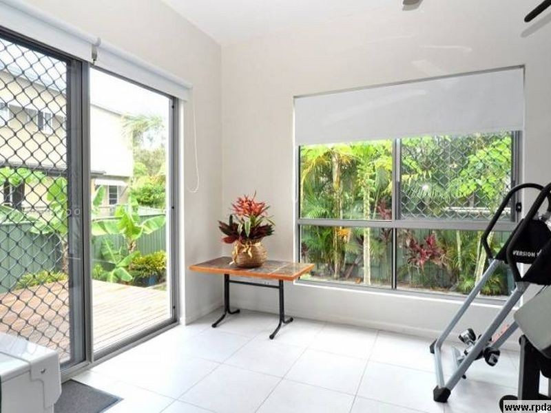 2/28 Cawthray Street, Biggera Waters QLD 4216