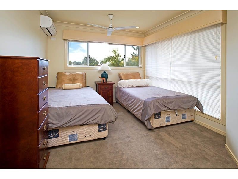 6 Serenity Boulevard, Helensvale QLD 4212