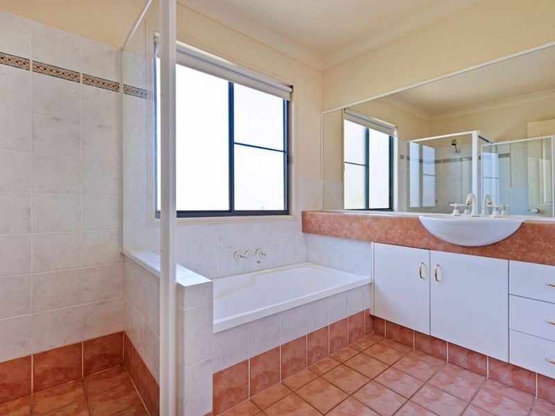 87 The Estuary, Coombabah QLD 4216