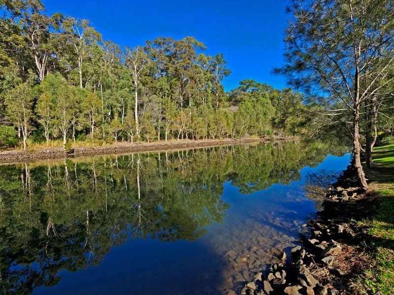 87 The Estuary, Coombabah QLD 4216