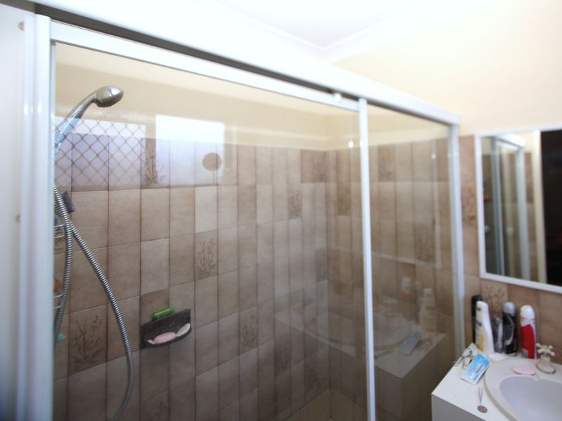 10 Eacham Avenue, Coombabah QLD 4216