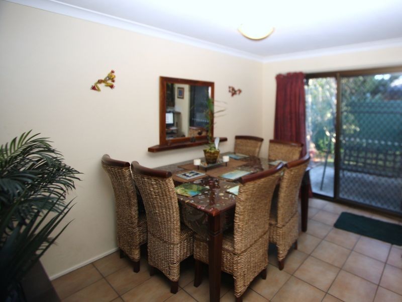 10 Eacham Avenue, Coombabah QLD 4216