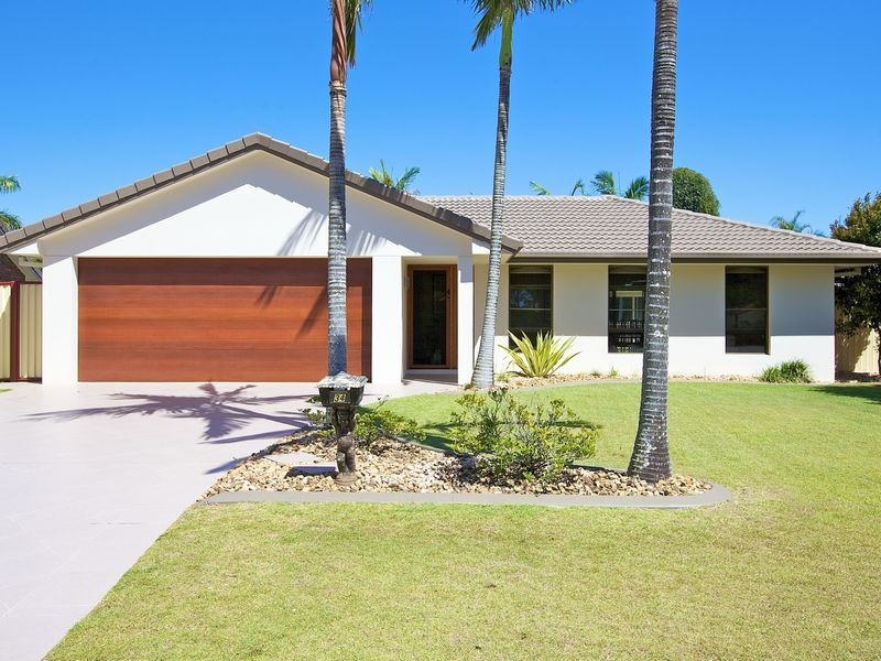 34 Burrendong Road, Coombabah QLD 4216