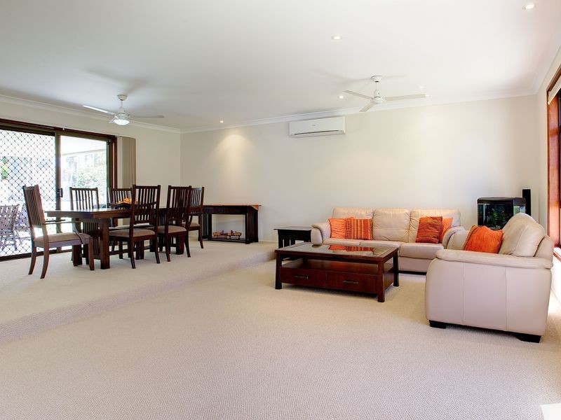 34 Burrendong Road, Coombabah QLD 4216