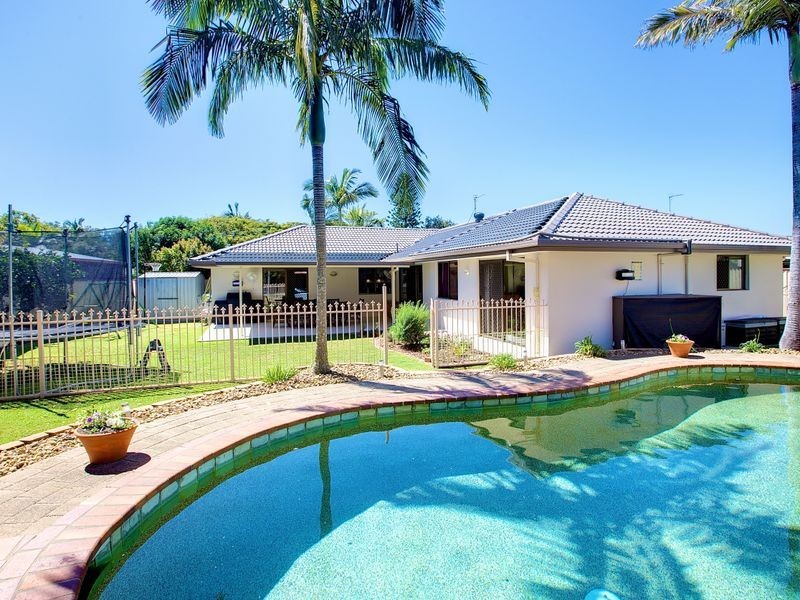 34 Burrendong Road, Coombabah QLD 4216